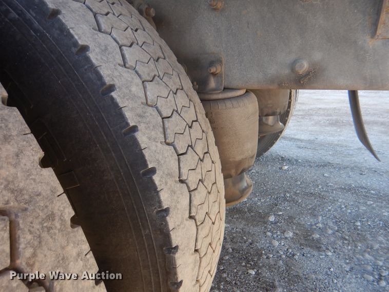 image for item DH7333 2014 Freightliner M2 106  box truck