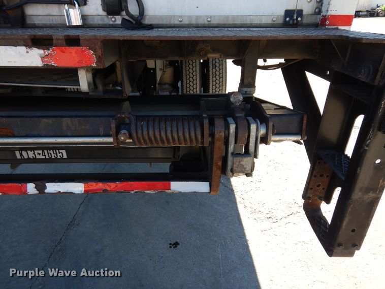 image for item DH7335 2015 Freightliner M2 106  box truck