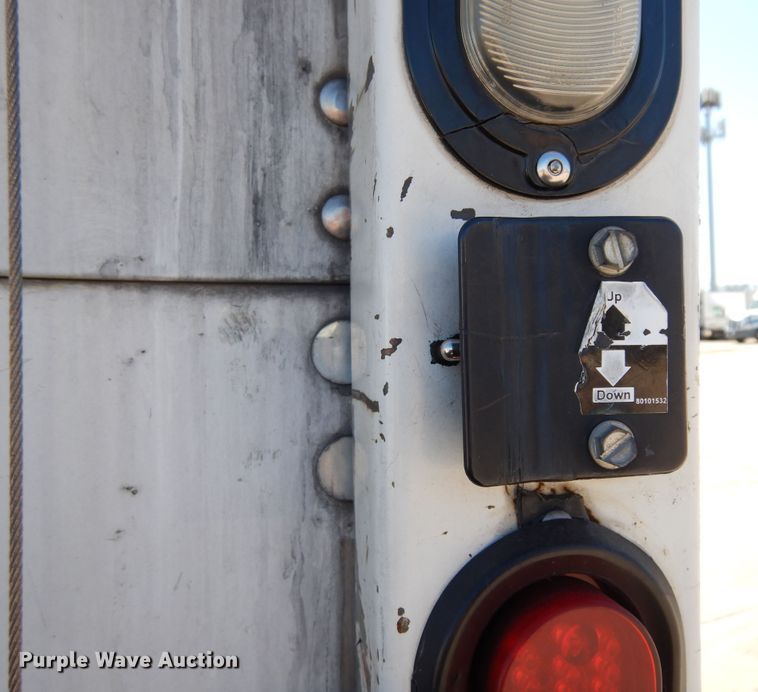 image for item DH7335 2015 Freightliner M2 106  box truck