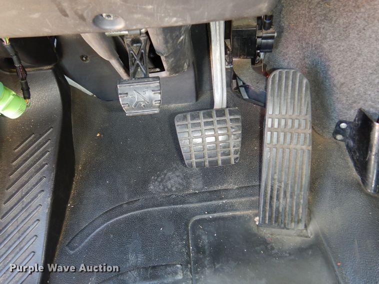 image for item DH7335 2015 Freightliner M2 106  box truck