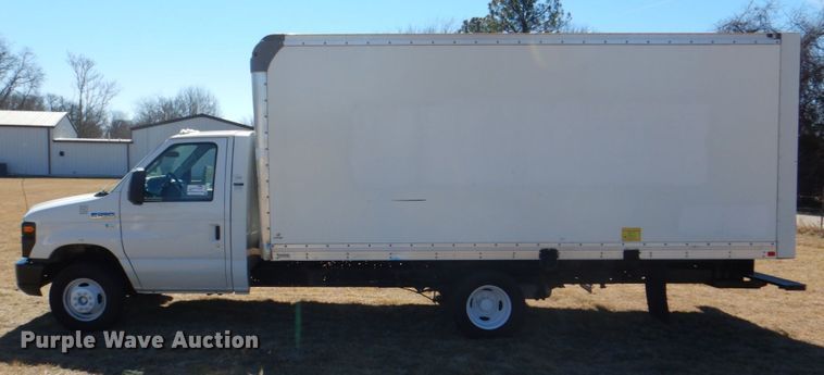 image for item DH7337 2012 Ford E450 Super Duty  box truck