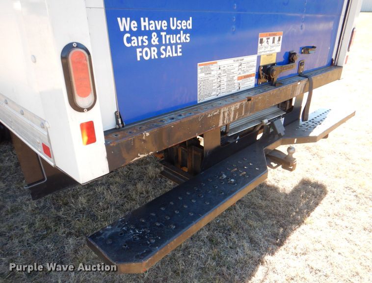 image for item DH7337 2012 Ford E450 Super Duty  box truck