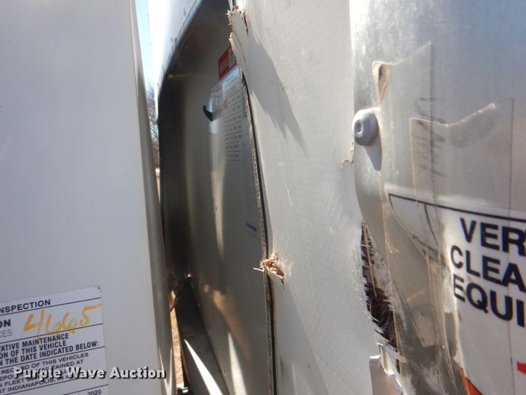 image for item DH7337 2012 Ford E450 Super Duty  box truck