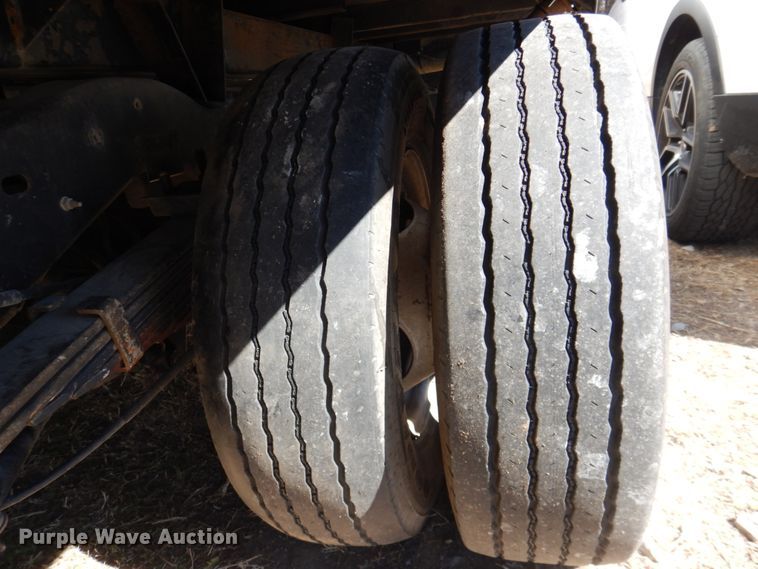 image for item DH7337 2012 Ford E450 Super Duty  box truck