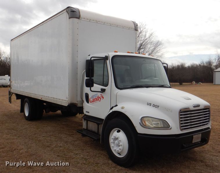 image for item DH7339 2006 Freightliner Business Class M2 106  box truck