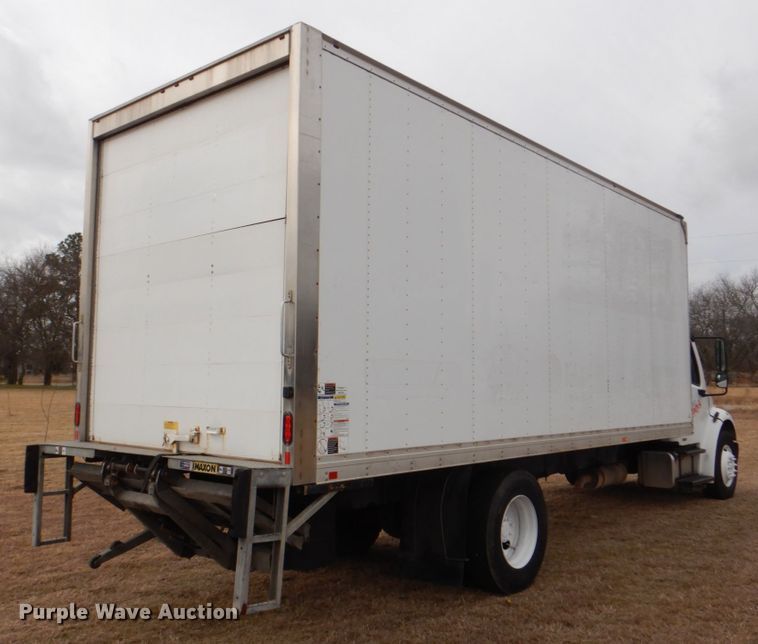 image for item DH7339 2006 Freightliner Business Class M2 106  box truck