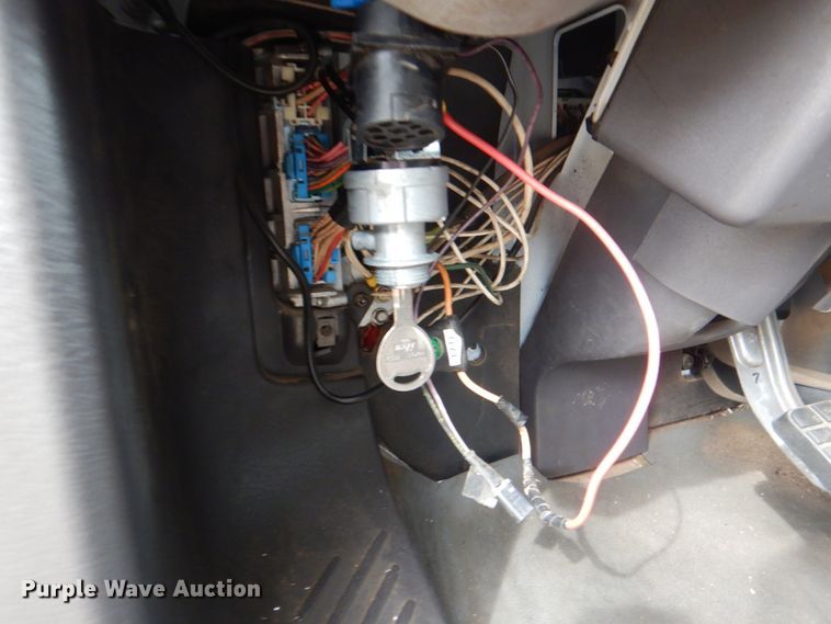 image for item DH7339 2006 Freightliner Business Class M2 106  box truck