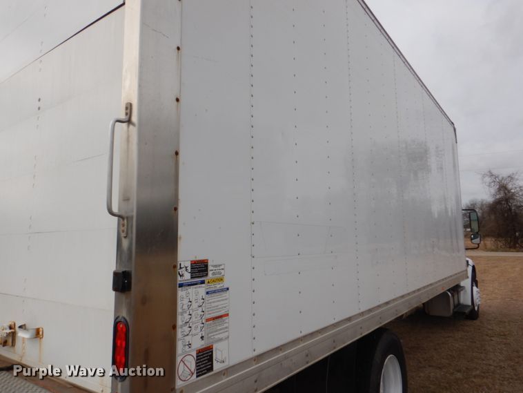 image for item DH7339 2006 Freightliner Business Class M2 106  box truck