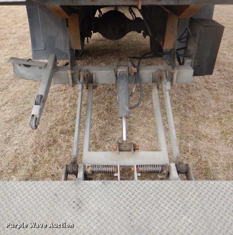 image for item DH7339 2006 Freightliner Business Class M2 106  box truck