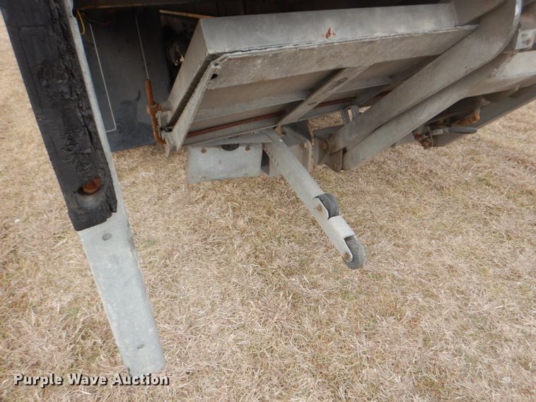 image for item DH7339 2006 Freightliner Business Class M2 106  box truck