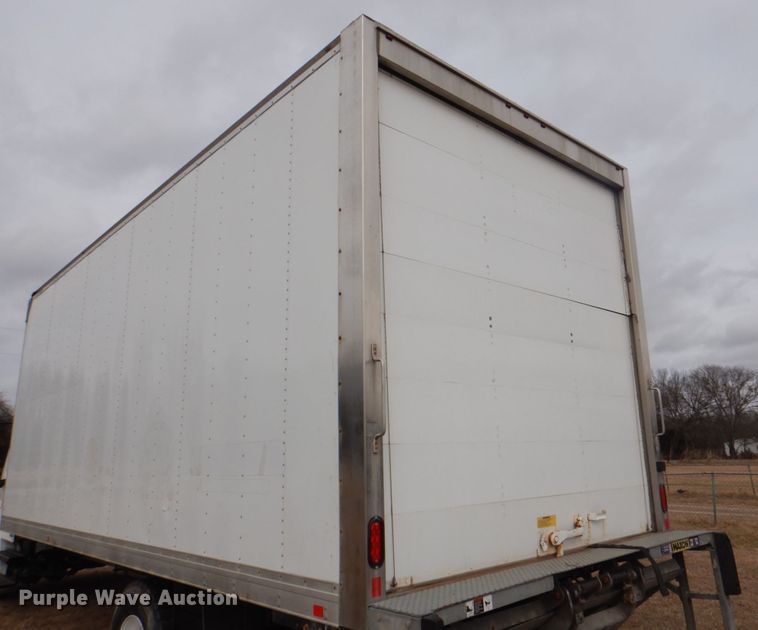 image for item DH7339 2006 Freightliner Business Class M2 106  box truck