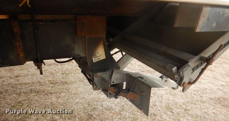 image for item DH7339 2006 Freightliner Business Class M2 106  box truck