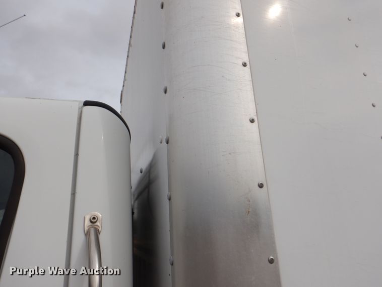 image for item DH7339 2006 Freightliner Business Class M2 106  box truck