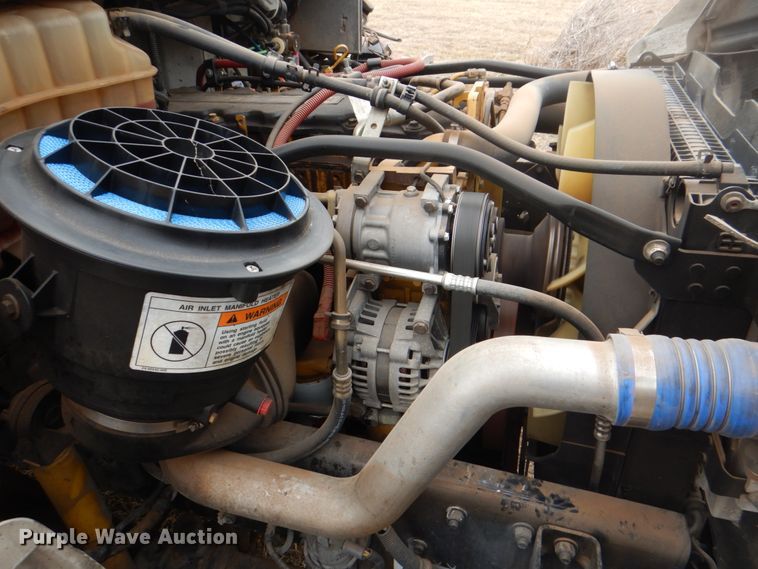 image for item DH7339 2006 Freightliner Business Class M2 106  box truck