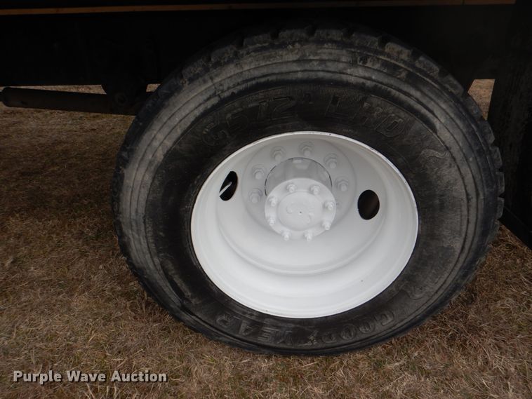 image for item DH7339 2006 Freightliner Business Class M2 106  box truck