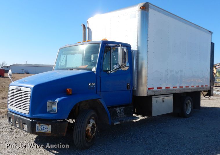 image for item DI8640 2000 Freightliner FL60  box truck