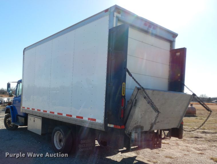 image for item DI8640 2000 Freightliner FL60  box truck
