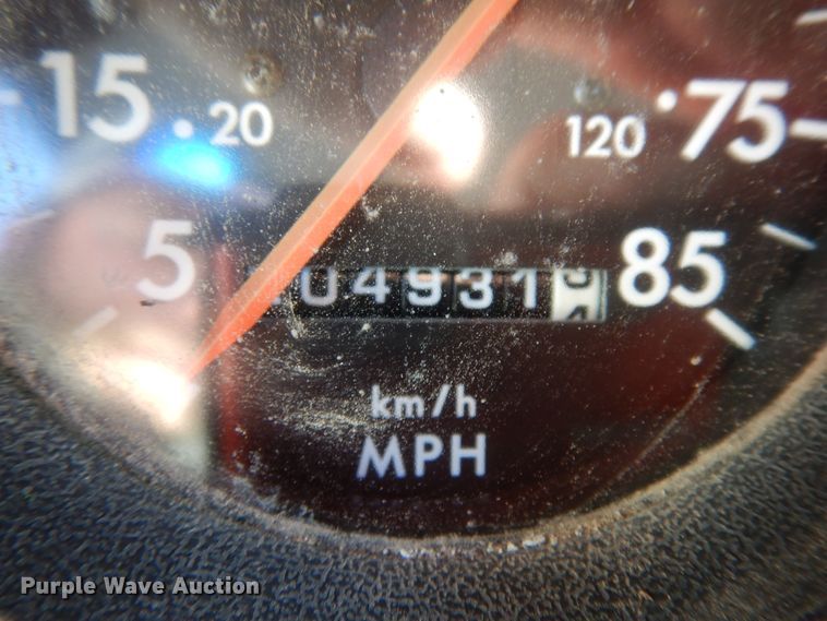 image for item DI8640 2000 Freightliner FL60  box truck