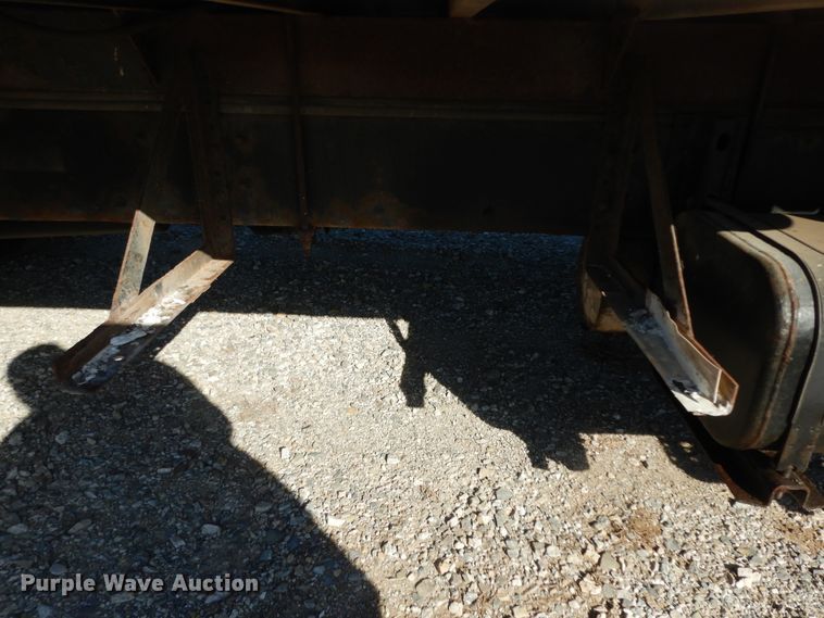 image for item DI8640 2000 Freightliner FL60  box truck