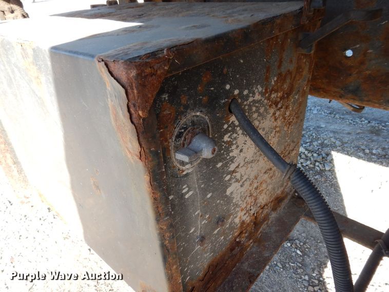 image for item DI8640 2000 Freightliner FL60  box truck