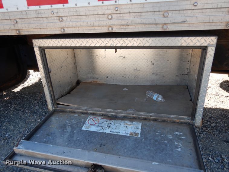 image for item DI8640 2000 Freightliner FL60  box truck