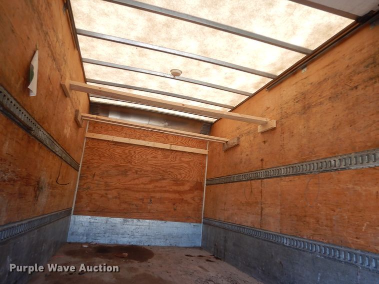 image for item DI8640 2000 Freightliner FL60  box truck