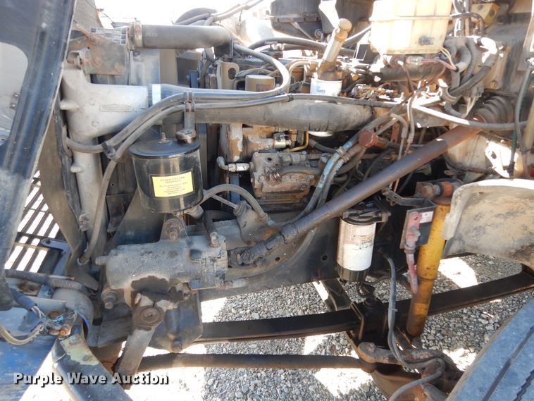 image for item DI8640 2000 Freightliner FL60  box truck