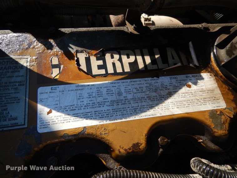 image for item DI8640 2000 Freightliner FL60  box truck