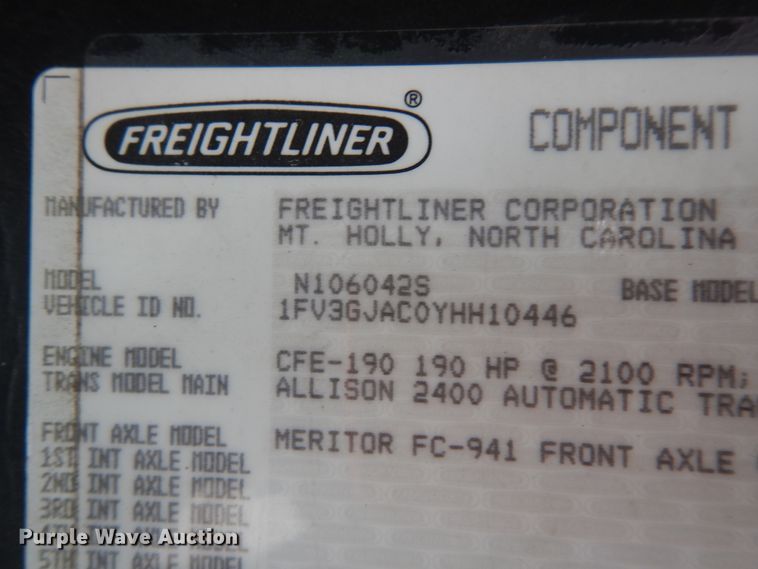 image for item DI8640 2000 Freightliner FL60  box truck