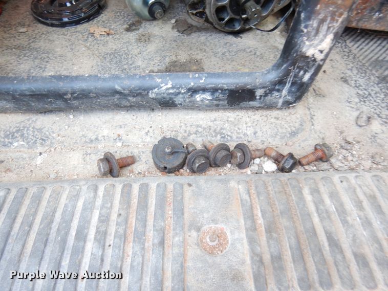 image for item DI8641 2011 International 4300 SBA  truck cab and chassis