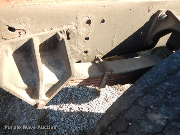 image for item DI8641 2011 International 4300 SBA  truck cab and chassis