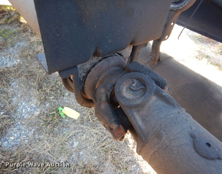 image for item DI8641 2011 International 4300 SBA  truck cab and chassis