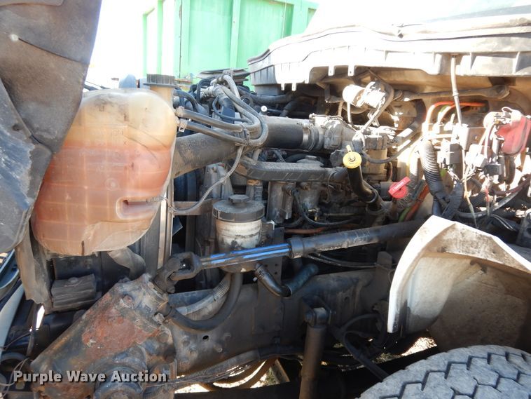 image for item DI8641 2011 International 4300 SBA  truck cab and chassis