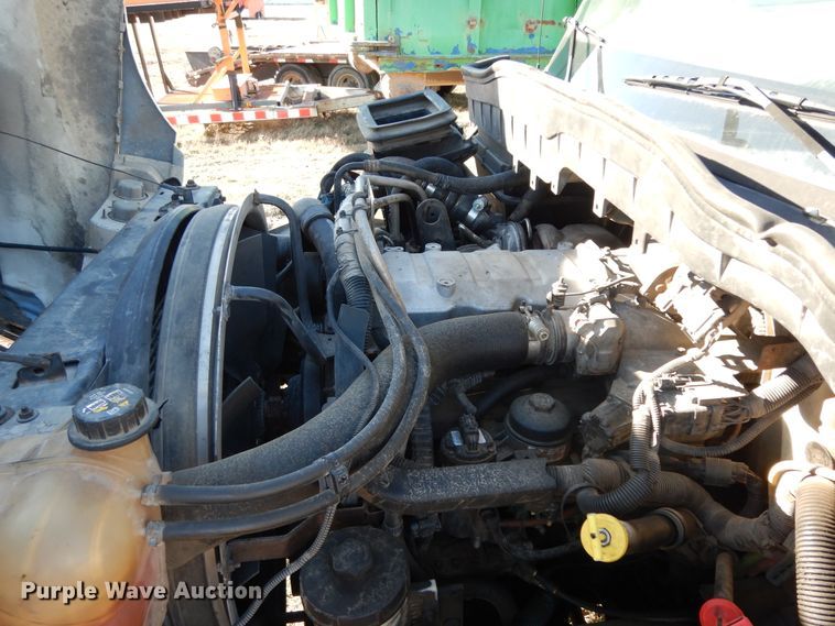 image for item DI8641 2011 International 4300 SBA  truck cab and chassis