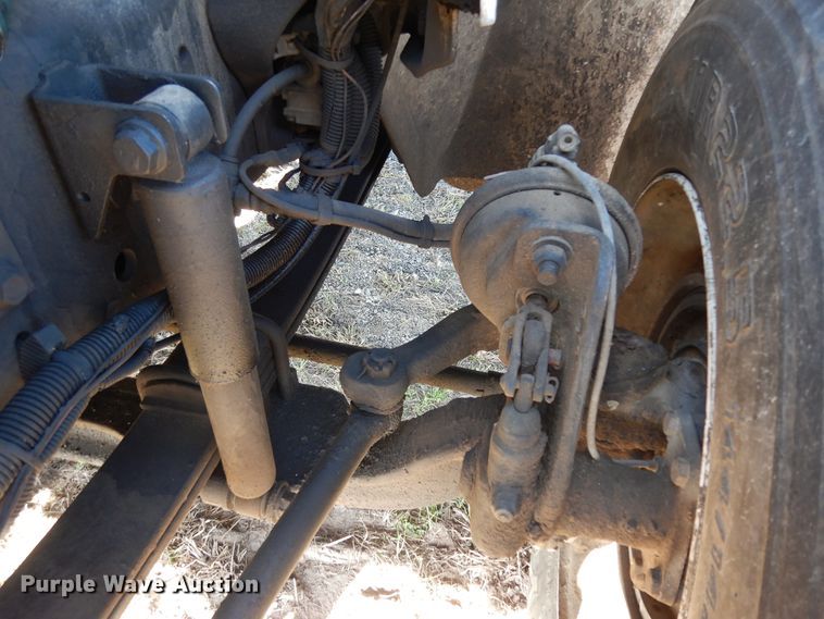 image for item DI8641 2011 International 4300 SBA  truck cab and chassis