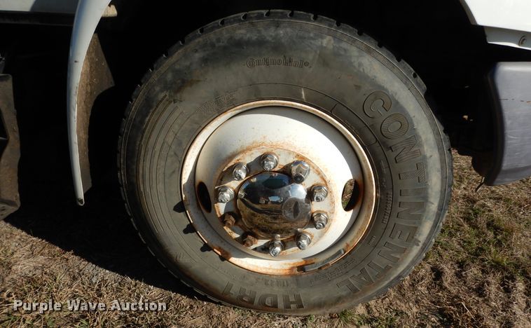 image for item DI8641 2011 International 4300 SBA  truck cab and chassis