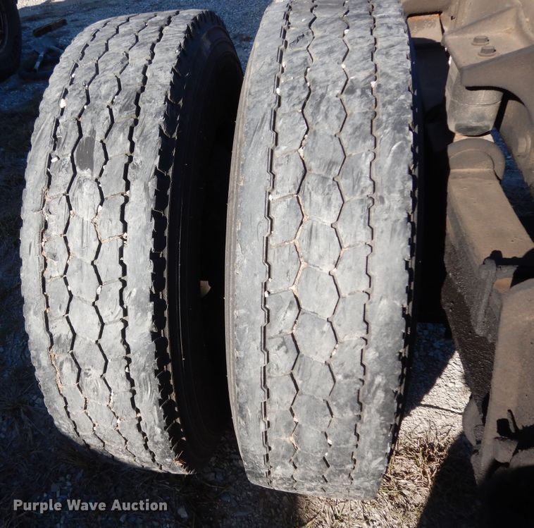 image for item DI8641 2011 International 4300 SBA  truck cab and chassis