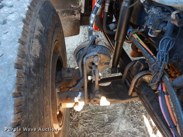 image for item DI8652 2006 Kenworth T800  semi truck