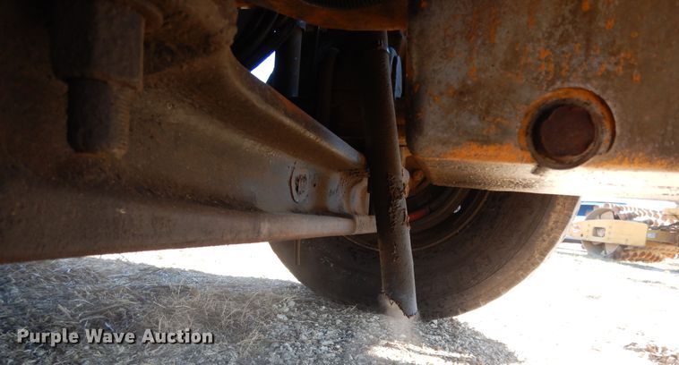 image for item DI8652 2006 Kenworth T800  semi truck