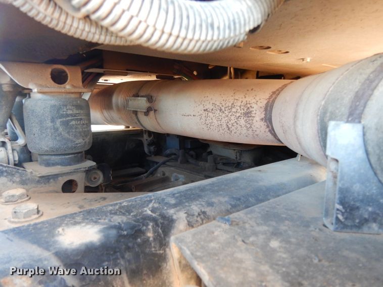 image for item DI8652 2006 Kenworth T800  semi truck