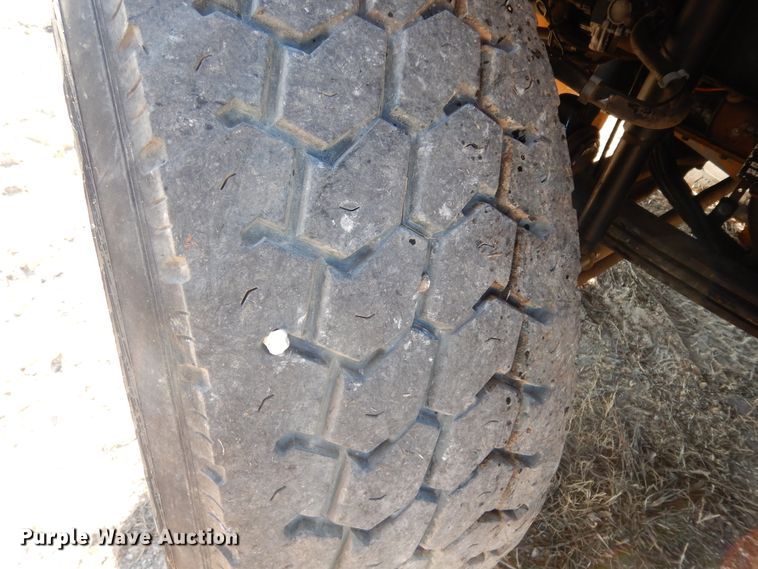 image for item DI8652 2006 Kenworth T800  semi truck