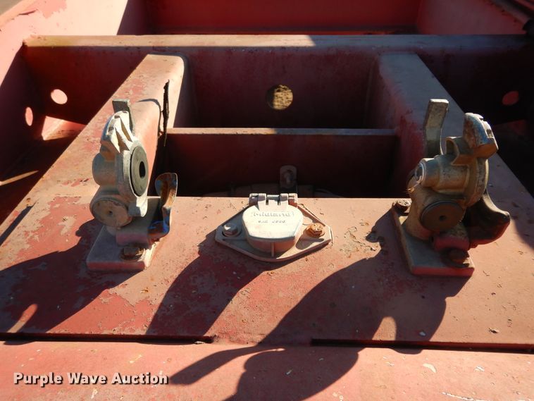 image for item DI8653 2007 Eager Beaver 50GLB  equipment trailer