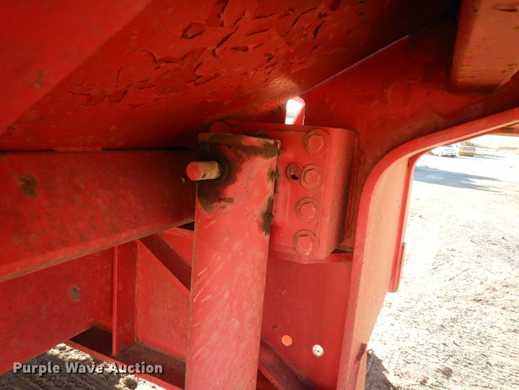 image for item DI8653 2007 Eager Beaver 50GLB  equipment trailer