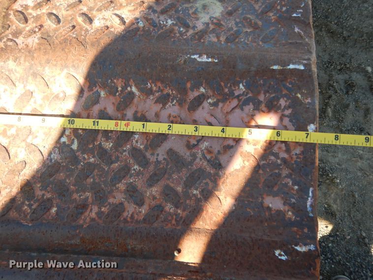 image for item DI8653 2007 Eager Beaver 50GLB  equipment trailer