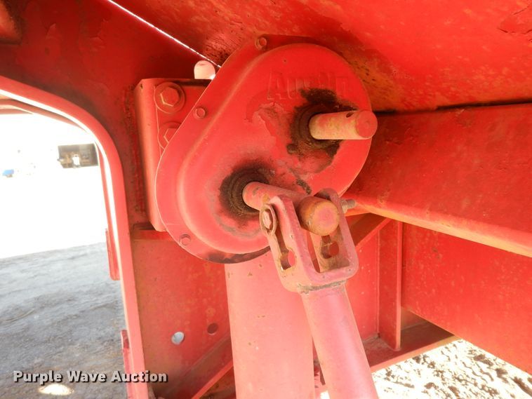 image for item DI8653 2007 Eager Beaver 50GLB  equipment trailer