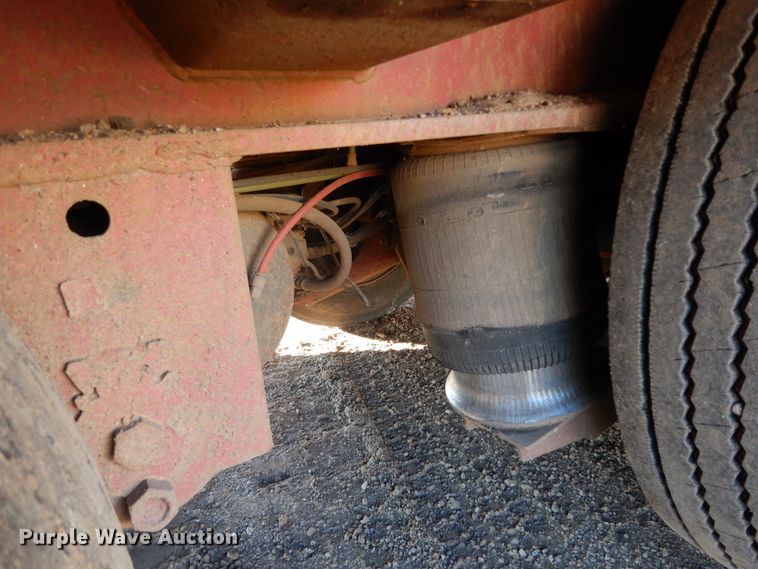 image for item DI8653 2007 Eager Beaver 50GLB  equipment trailer