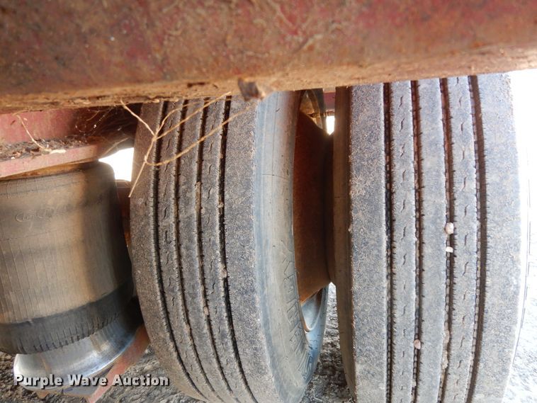 image for item DI8653 2007 Eager Beaver 50GLB  equipment trailer