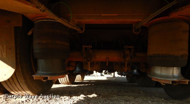 image for item DI8653 2007 Eager Beaver 50GLB  equipment trailer