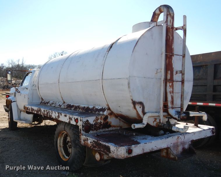 image for item DI8669 1974 Chevrolet C50  water truck