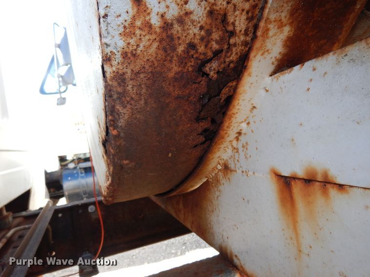 image for item DI8669 1974 Chevrolet C50  water truck